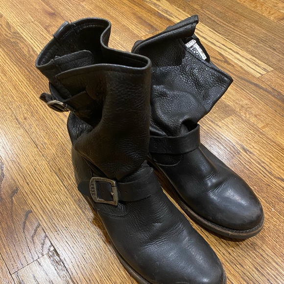 Frye Ankle Boot/Booties - Picture 2 of 10